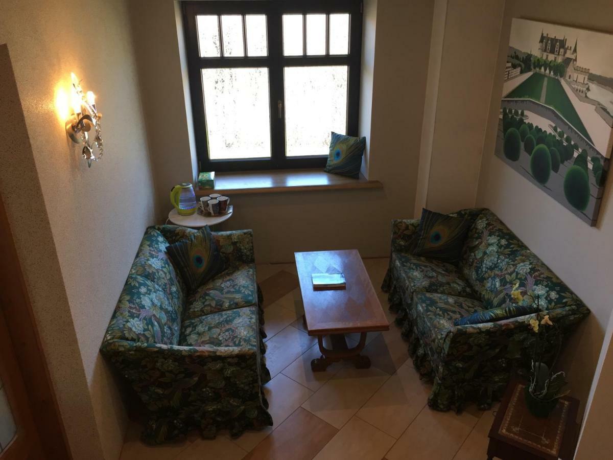 Peahen Residence Σιγκούλντα Εξωτερικό φωτογραφία
