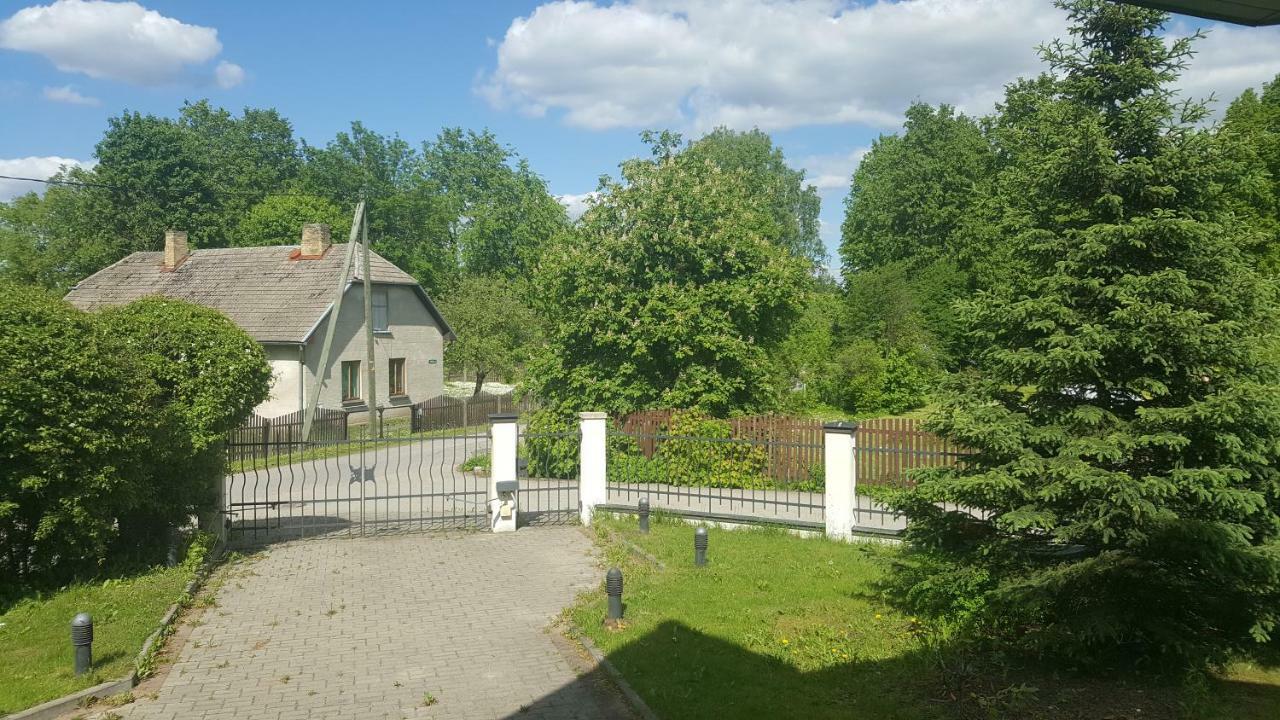 Peahen Residence Σιγκούλντα Εξωτερικό φωτογραφία