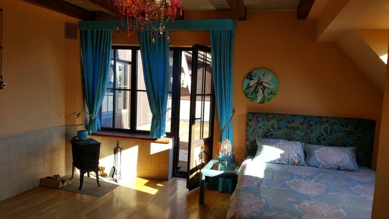 Peahen Residence Σιγκούλντα Εξωτερικό φωτογραφία