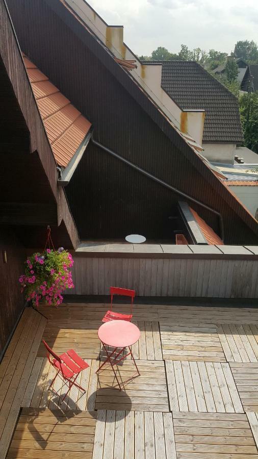 Peahen Residence Σιγκούλντα Εξωτερικό φωτογραφία